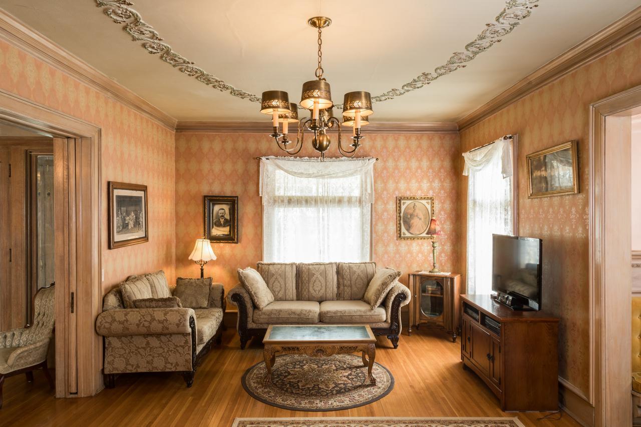 Ringling House Bed & Breakfast Baraboo Exterior photo