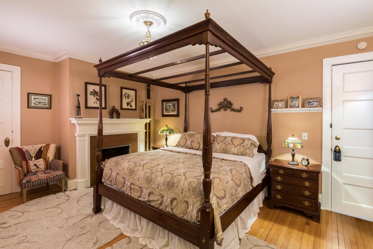 Ringling House Bed & Breakfast Baraboo Exterior photo